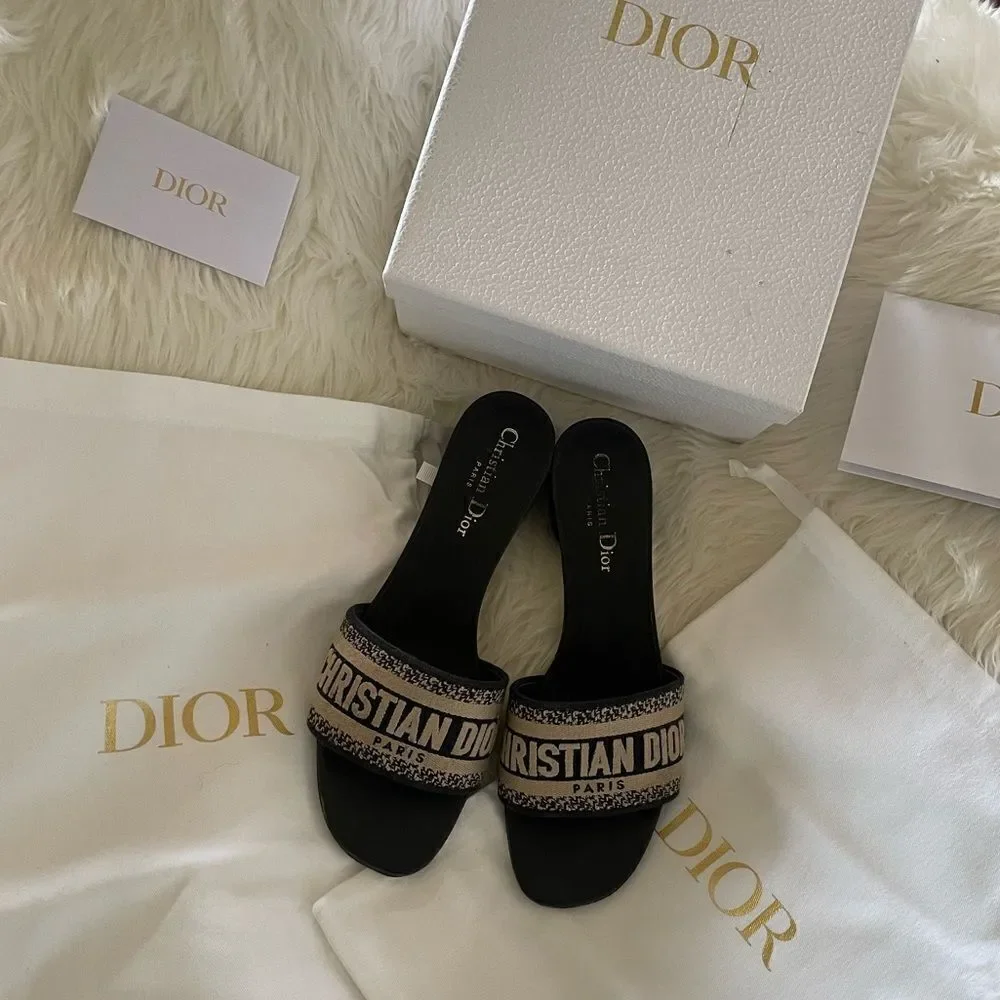 DIOR “Dway” slides - Picture 3 of 10